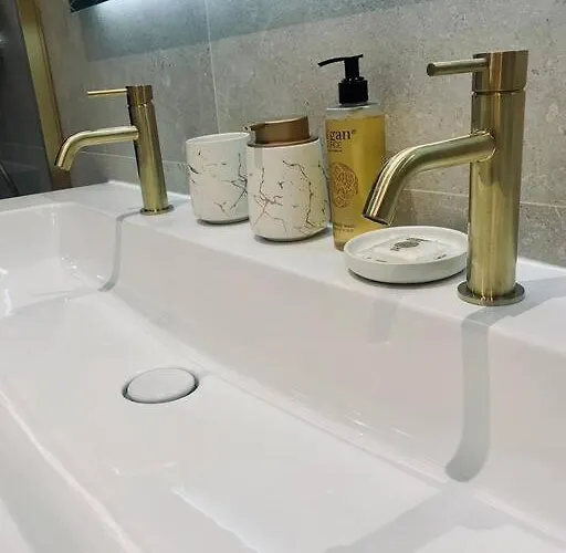 La Perle De Juan Les Pins ,au Calme De La Pinede * Antibes